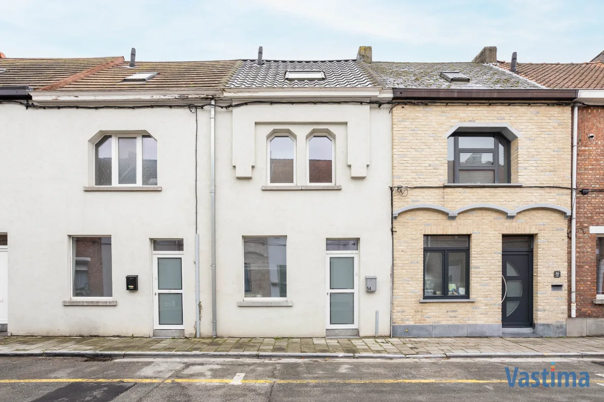 Immo Vastima - Huis Verhuurd Aalst - Woning in de stadsrand met 2 slaapkamers, dressing en tuin