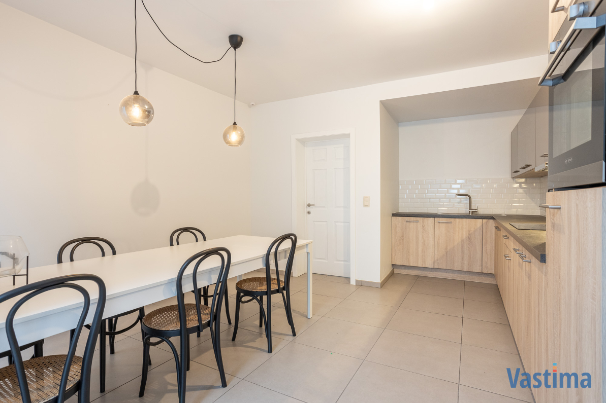 Immo Vastima - Huis Te huur Aalst - Woning in de stadsrand met 2 slaapkamers, dressing en tuin