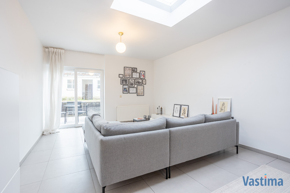 Immo Vastima - Huis Te huur Aalst - Woning in de stadsrand met 2 slaapkamers, dressing en tuin