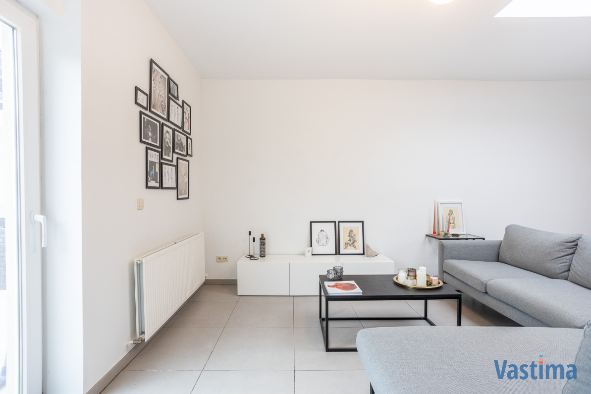 Immo Vastima - Huis Te huur Aalst - Woning in de stadsrand met 2 slaapkamers, dressing en tuin