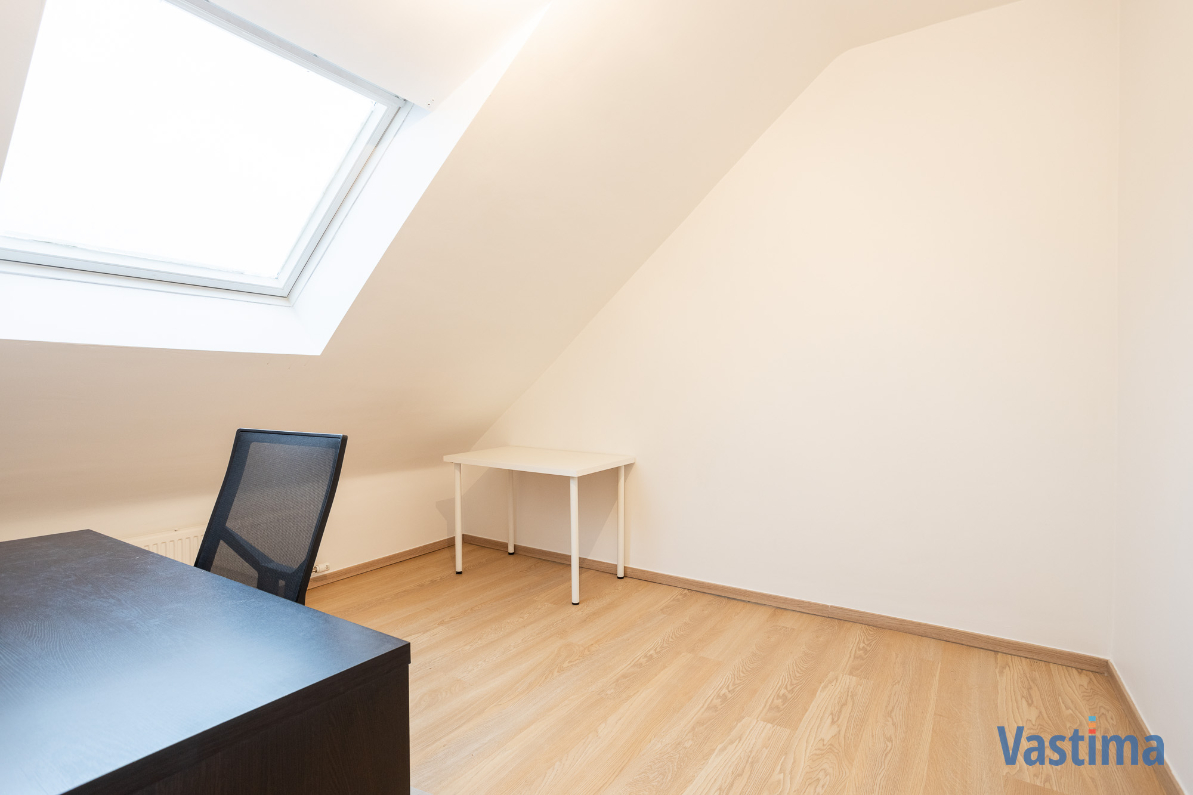 Immo Vastima - Huis Te huur Aalst - Woning in de stadsrand met 2 slaapkamers, dressing en tuin