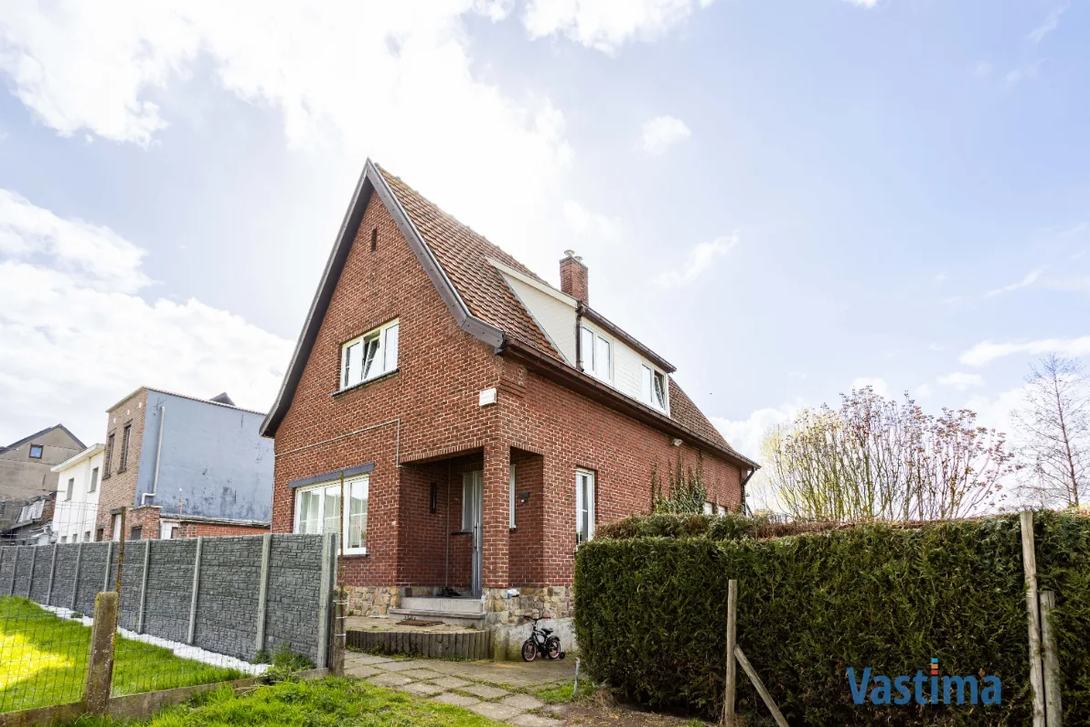 Immo Vastima - Huis Verkocht Aalst - Rustig gelegen gezinswoning met tuin