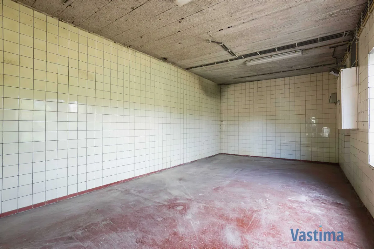 Immo Vastima - Huis Te koop Wieze - Woning met opslagruimte en grond op strategische ligging