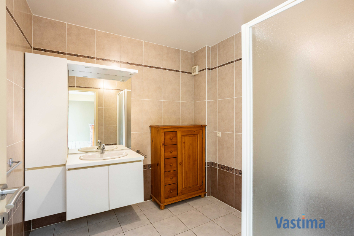 Immo Vastima - Appartement Te koop Haaltert - Appartement met 3 slaapkamers en garage in Haaltert