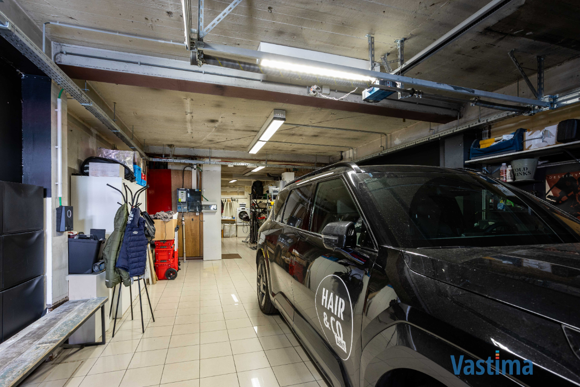 Immo Vastima - Huis Te koop Aalst - Unieke stadswoning met lift en garage in hartje Aalst