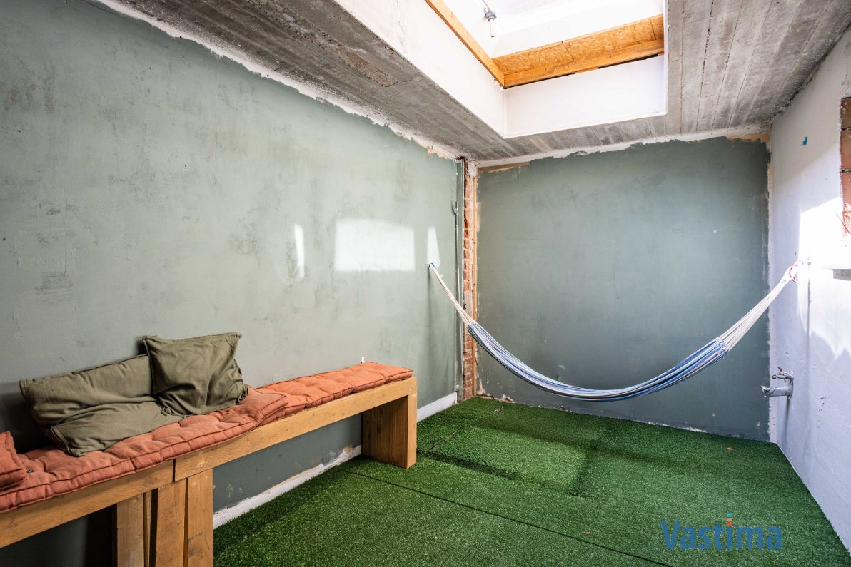 Immo Vastima - Huis Te koop Aalst - Unieke stadswoning met lift en garage in hartje Aalst
