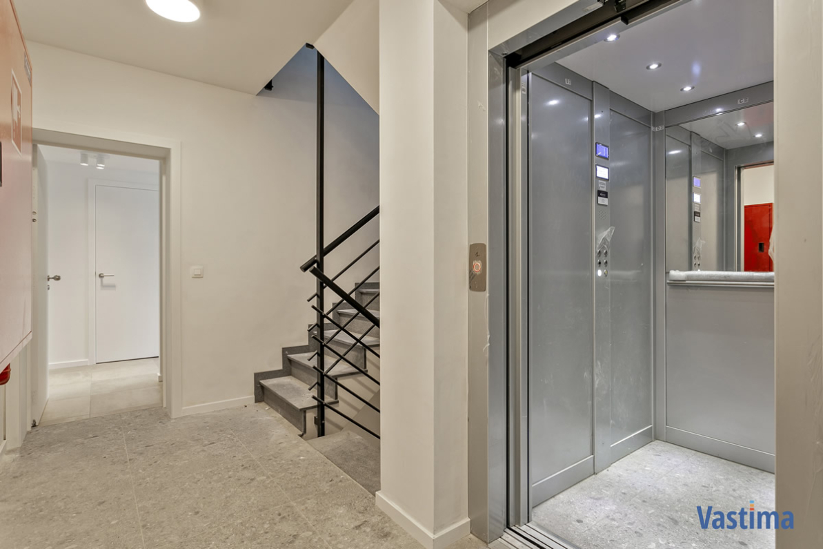 Immo Vastima - Appartement Te huur Aalst - Recent appartement met 2 slaapkamers, terras, lift en garage