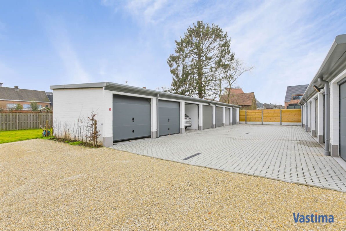 Immo Vastima - Appartement Te huur Aalst - Recent appartement met 2 slaapkamers, terras, lift en garage