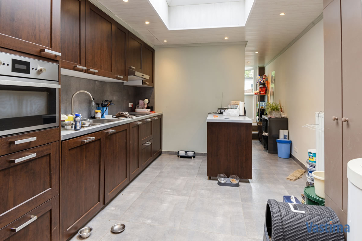 Immo Vastima - Huis Te koop Aalst - Stadwoning met tuin en 3 slaapkamers