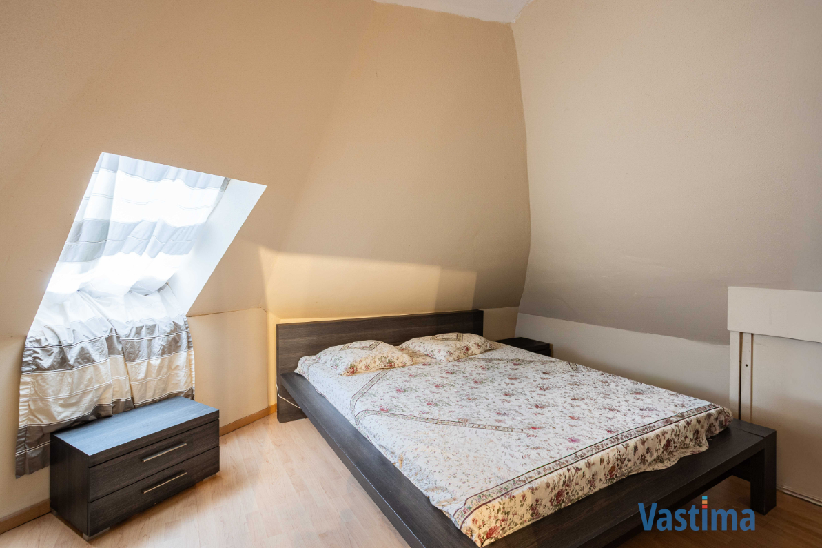 Immo Vastima - Huis Te koop Aalst - Ruime woning met twee volwaardige wooneenheden nabij centrum Aalst