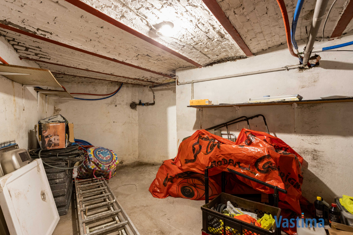 Immo Vastima - Huis Te koop Aalst - Ruime woning met twee volwaardige wooneenheden nabij centrum Aalst