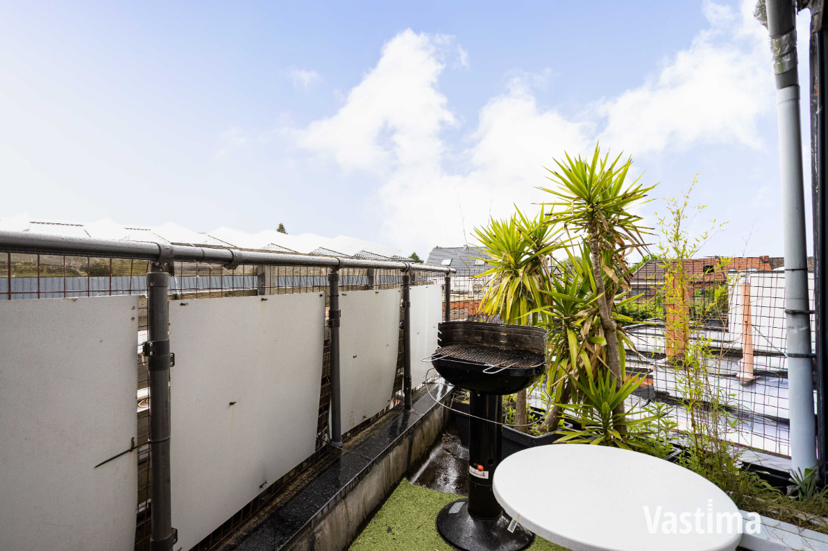 Immo Vastima - Huis Te koop Aalst - Ruime woning met twee volwaardige wooneenheden nabij centrum Aalst