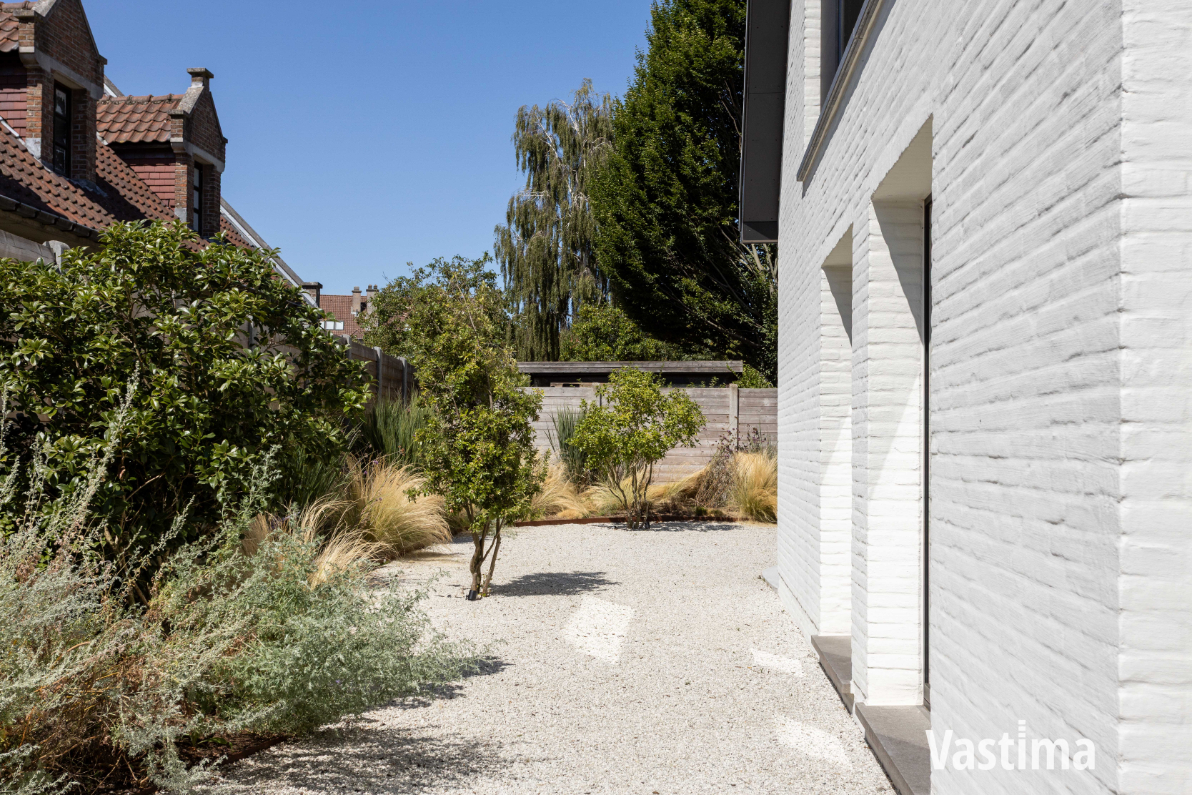 Immo Vastima - Huis Te koop Aalst - Exclusieve villa met Ibiza-allure: een verborgen oase van rust