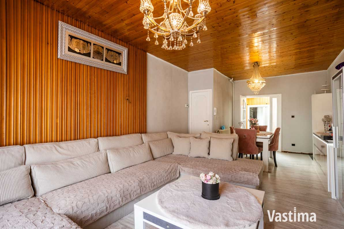 Immo Vastima - Huis Te koop Aalst - Gezinswoning met loods in Aalst – perfect voor wonen én werken