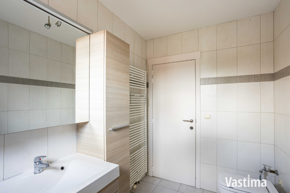 Immo Vastima - Appartement Te koop Lochristi - Energiezuinig appartement in het hart van Lochristi met 2 slaapkamers
