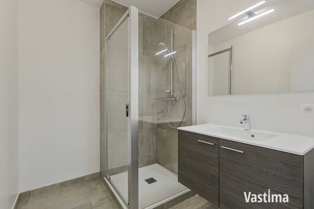 Immo Vastima - Appartement Te huur Aalst - Recent appartement met 2 slaapkamers, terras, lift en garage