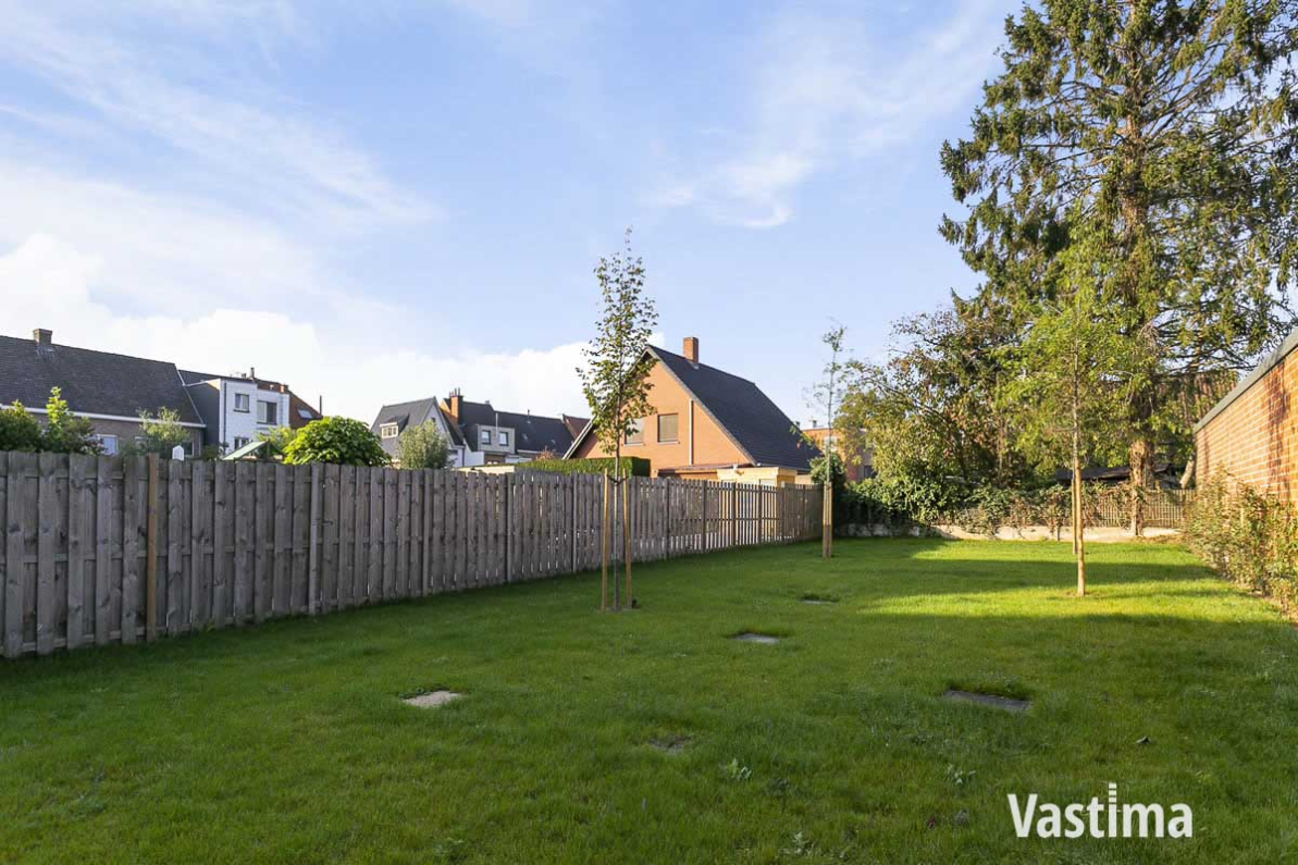 Immo Vastima - Appartement Te huur Aalst - Recent appartement met 2 slaapkamers, terras, lift en garage