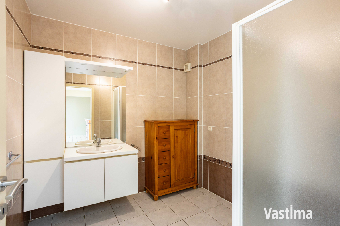 Immo Vastima - Appartement Te koop Haaltert - Appartement met 3 slaapkamers en garage in Haaltert