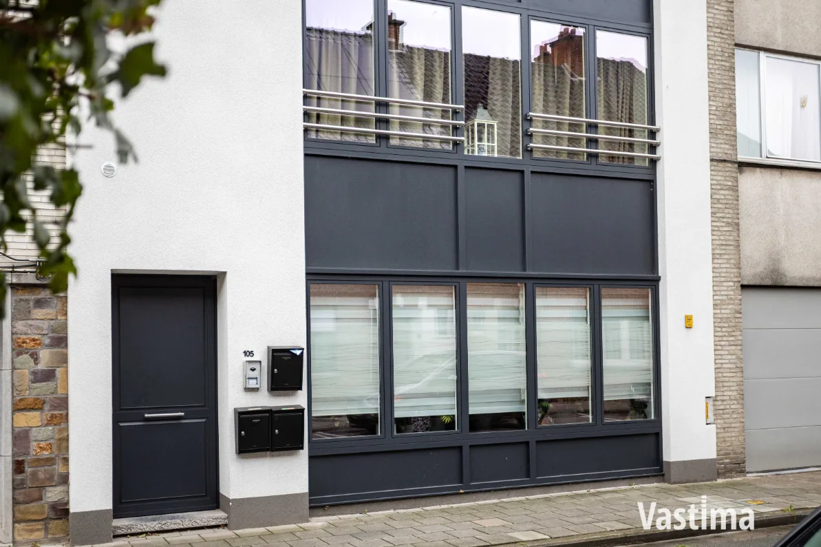 Immo Vastima - Huis Te koop Aalst - Vergunde opbrengsteigendom met 3 verhuurde appartementen