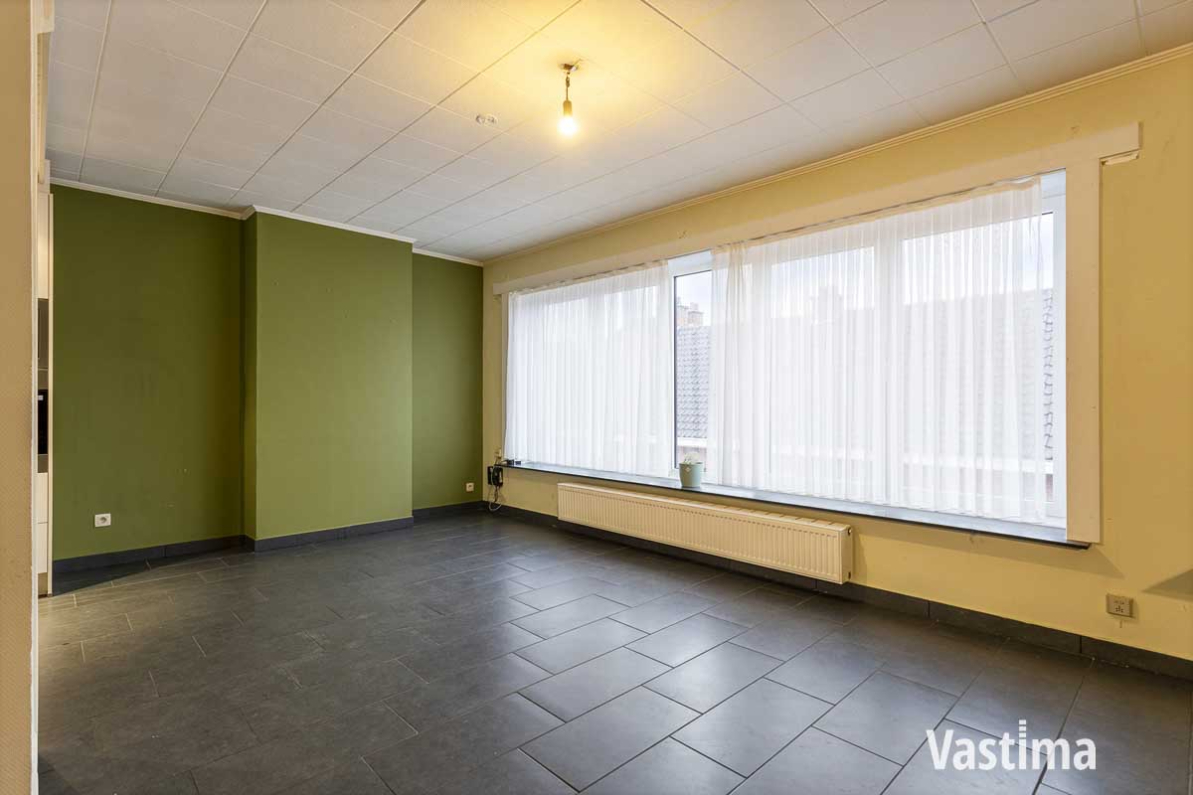 Immo Vastima - Huis Te koop Aalst - Vergunde opbrengsteigendom met 3 verhuurde appartementen