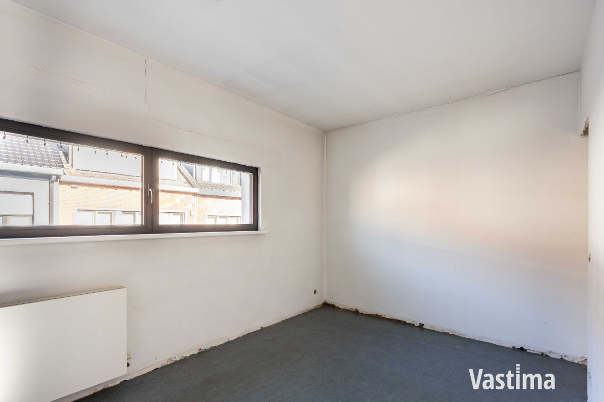 Immo Vastima - Huis Te koop Aalst - Recente stadswoning met tuin en 2 slaapkamers