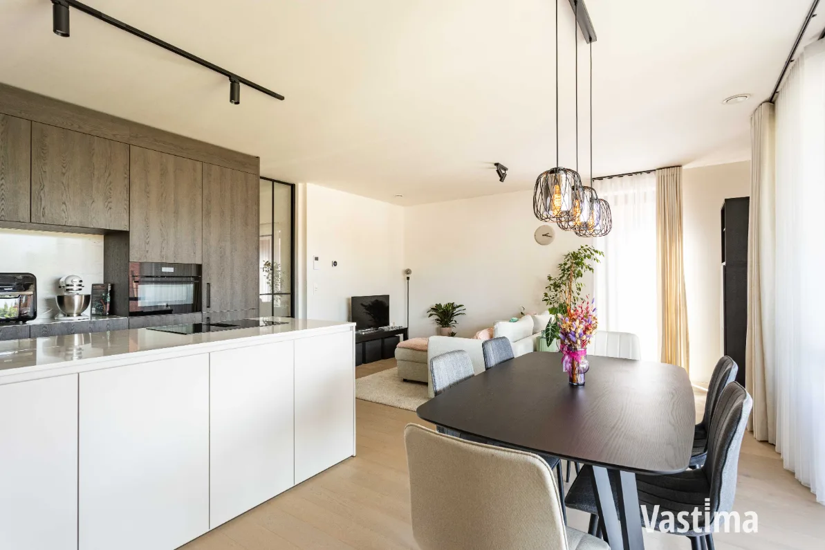 Immo Vastima - Appartement Te koop Merelbeke - Exclusief wonen in hartje Merelbeke – Recent appartement met ondergrondse staanplaats