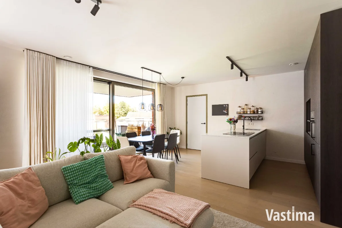 Immo Vastima - Appartement Te koop Merelbeke - Exclusief wonen in hartje Merelbeke – Recent appartement met ondergrondse staanplaats