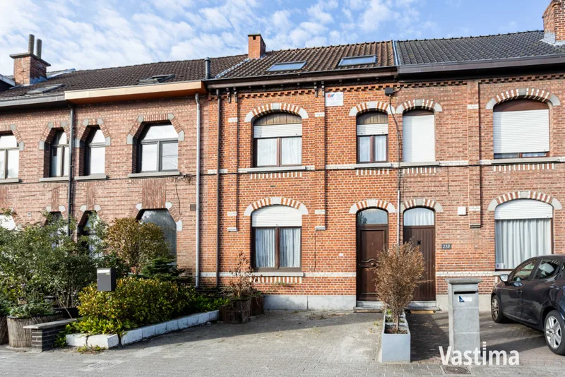 Immo Vastima - Huis Te koop Dendermonde - Te renoveren woning met ruime tuin