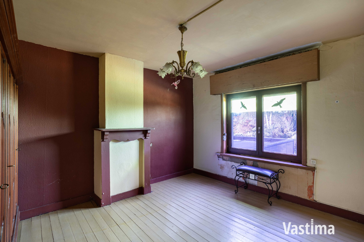 Immo Vastima - Huis Te koop Dendermonde - Te renoveren woning met ruime tuin