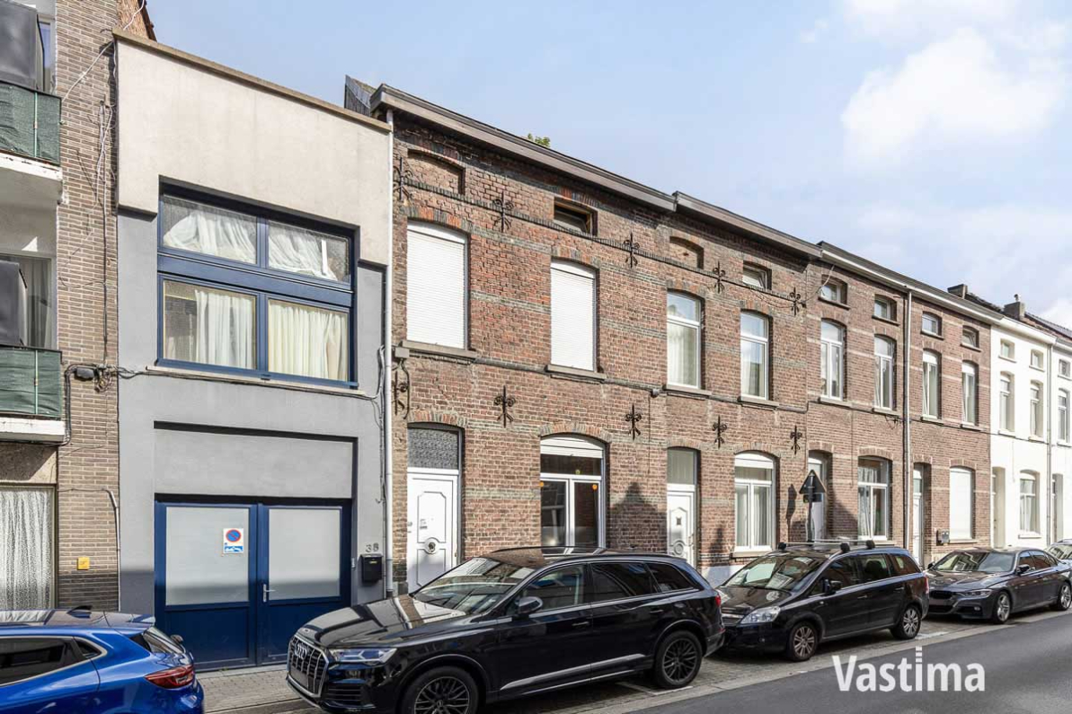 Immo Vastima - Huis Te koop Aalst - Stadwoning met tuin en 3 slaapkamers