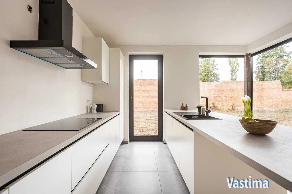 Immo Vastima - Huis Te koop Denderleeuw - Nieuwbouw gesloten woning met 3 slaapkamers, garage en tuin