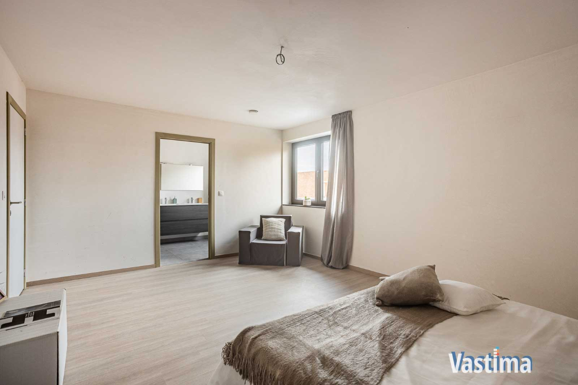 Immo Vastima - Huis Te koop Denderleeuw - Nieuwbouw gesloten woning met 3 slaapkamers, garage en tuin