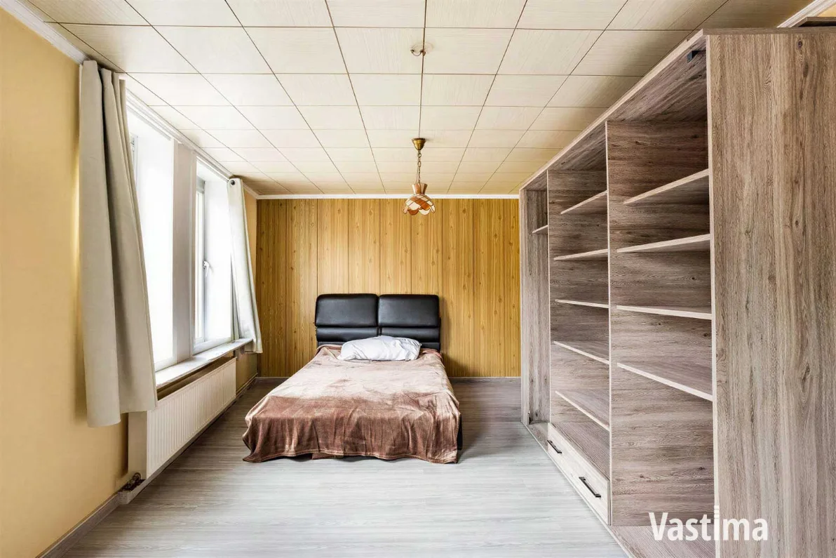 Immo Vastima - Huis Te koop Erembodegem - Uniek pand bestaande uit 2 woongelegenheden, garage en buitenruimte