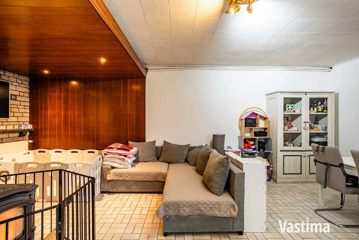 Immo Vastima - Huis Te koop Aalst - Uniek pand bestaande uit 2 woongelegenheden, garage en buitenruimte