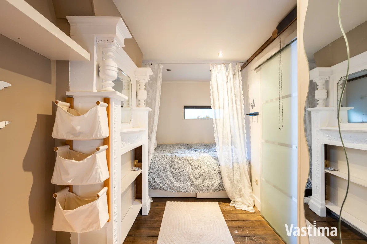 Immo Vastima - Huis Te koop Aalst - Karaktervol herenhuis met zuiderse binnentuin en verrassend veel mogelijkheden