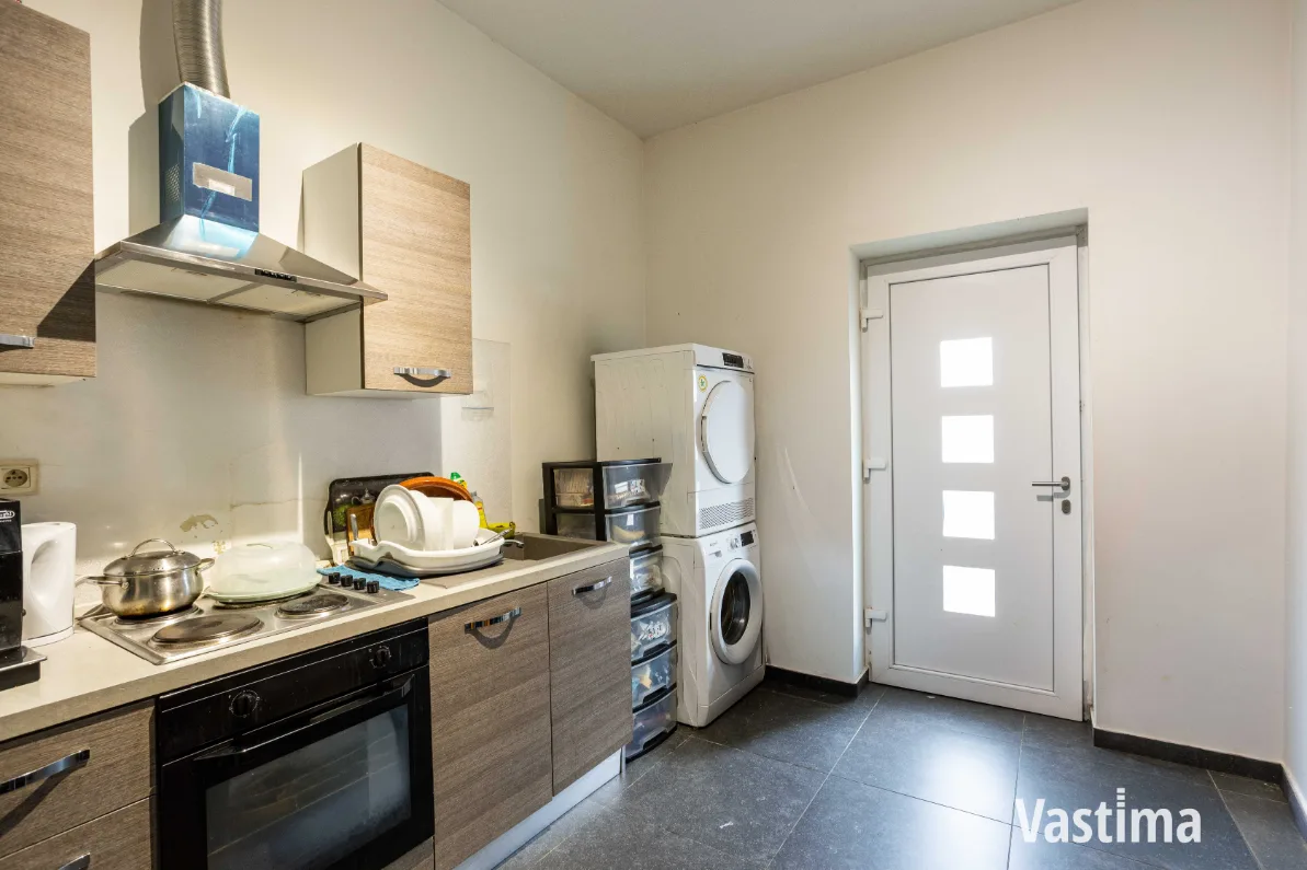 Immo Vastima - Huis Te koop Aalst - Ruime woning met twee volwaardige wooneenheden nabij centrum Aalst