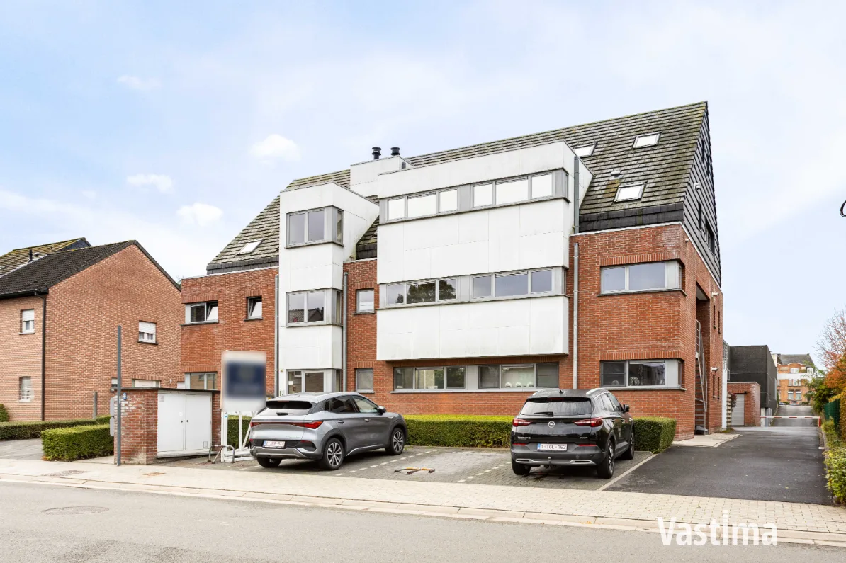 Immo Vastima - Appartement Te koop Aalst - Instapklaar 2-slaapkamerappartement met zuidgericht terras én garage